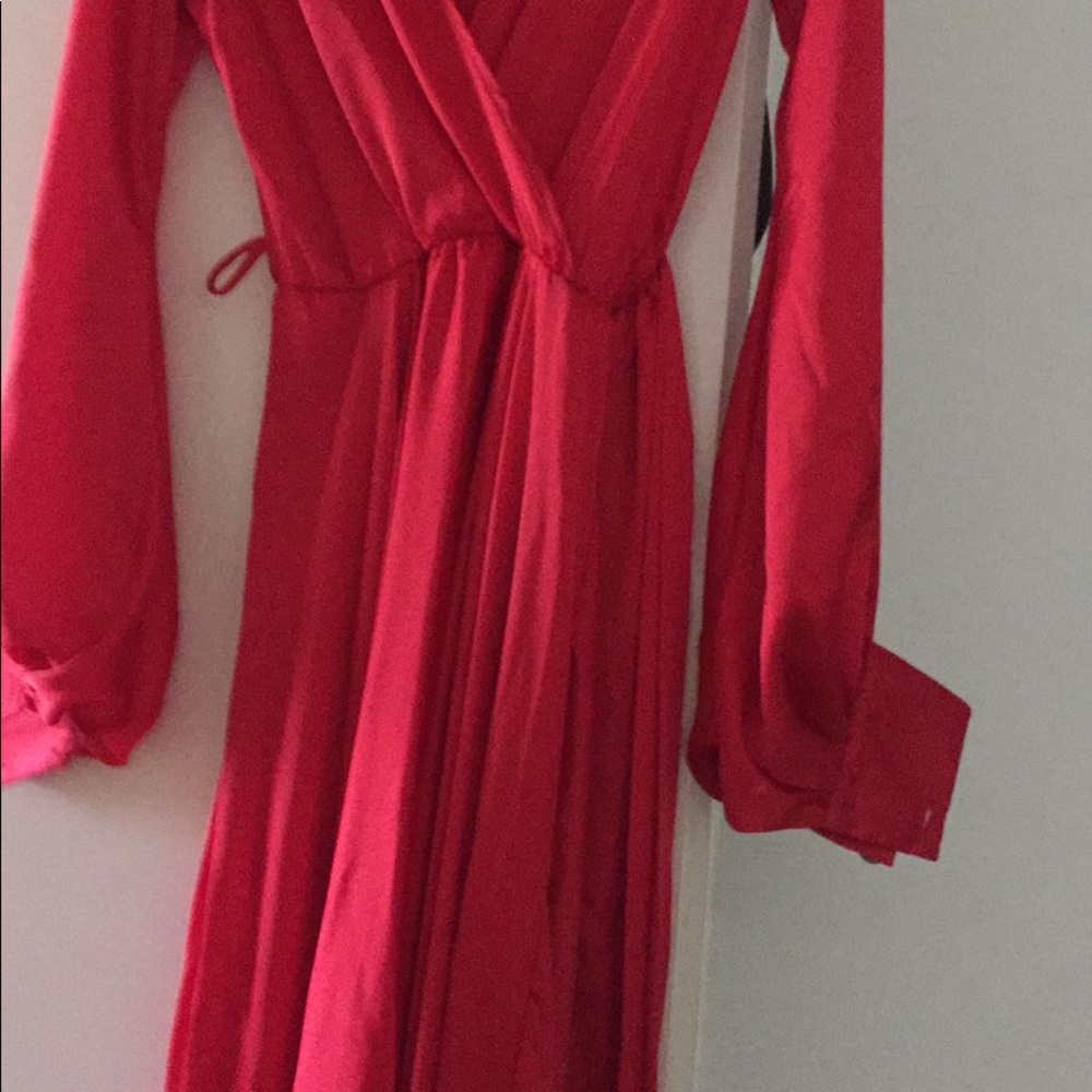 Dress - Picture 2 of 2